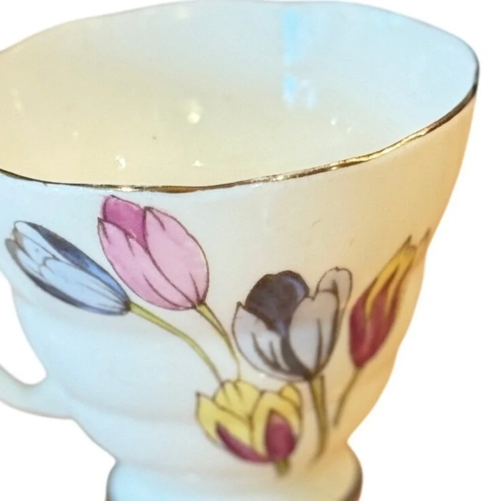 Radfords‎ Fenton Bone China Tea Cup Vintage Floral Tulip Gold Trim England